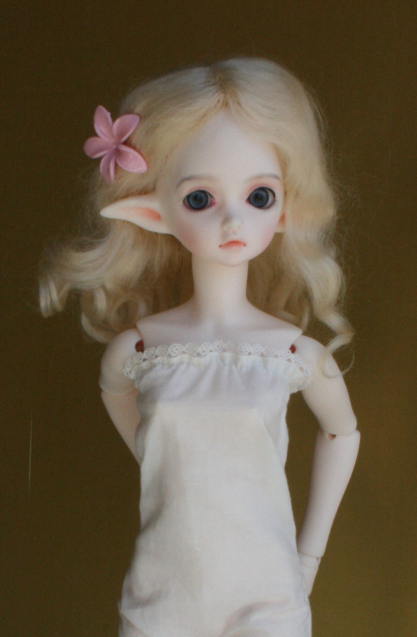 Blonde mohair 6-7"
